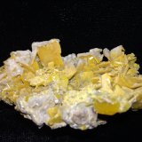Wulfenite
70 mm x 40 mm x 38 mm
(Autor: Robert Seitz)
