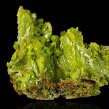 Pyromorphite
13.0	x 6.0 x 10.0 cm
(Autor: MIM Museum)