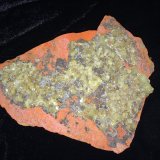 Adamite
135 X 115 X 25 mm
(Autor: Robert Seitz)