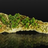 Pyromorphite
90 × 32 × 16 mm
(Autor: Rob Schnerr)