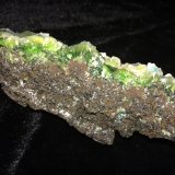 Smithsonite, Calcite
110 mm X 50 mm X 50 mm
(Autor: Robert Seitz)