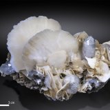 Calcite and Quartz
110 x 68 mm
(Autor: Manuel Mesa)