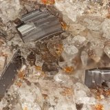 Pseudobrookite
FOV = 1.6 mm
(Autor: Doug)