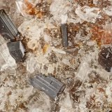Pseudobrookite
FOV = 1.8 mm
(Autor: Doug)