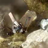Pseudobrookite
(Autor: Doug)
