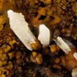 Cerussite
FOV = 1.3 mm
(Autor: Doug)