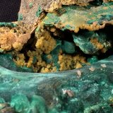 Malachite, Pyromorphite, Cerussite
100 mm x 90 mm x 30 mm
(Autor: Robert Seitz)