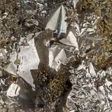 Rheniite
FOV = 1.8 mm
(Autor: Doug)