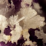 Willemite
FOV = 1.1 mm
(Autor: Doug)