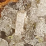 Zircon
FOV = 0.6 mm
(Autor: Doug)