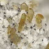 Enstatite
FOV = 2.0 mm
(Autor: Doug)