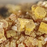 Vanadinite, Descloizite
FOV = 4.0 mm
(Autor: Doug)