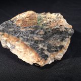 Columbite, Uraninite, Feldspar
77 mm x 70 mm x 55 mm
(Autor: Robert Seitz)