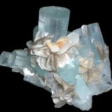 Beryl, Muscovite
100 mm x 70 mm. Main beryl crystal size: 22 mm wide
(Autor: Carles Millan)
