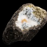 Mordenite and Quartz (variety chalcedony)
19,0	x	12,0	x	10,5	cm
(Autor: MIM Museum)