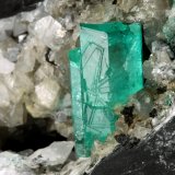 Beryl (variety emerald), Calcite
115x75x115mm, xl=20mm
(Autor: Fiebre Verde)
