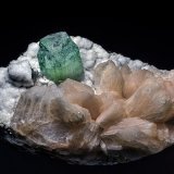 Fluorapophyllite, Stilbite
11.5 x 7.2 cm
(Autor: am mizunaka)