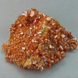 Vanadinite
6.0cm x 5.0cm
(Autor: rweaver)