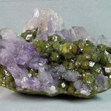 Andradite (Garnet Group) with Quartz (variety amethyst)
8.3 cm x 5.7 cm
(Autor: rweaver)