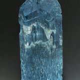 Beryl (variety aquamarine)
8.8 x 3.6 cm
(Autor: am mizunaka)