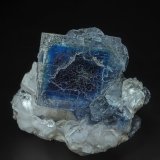 Fluorite, Quartz
6.7 x 5.3 cm
(Autor: am mizunaka)