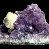 Quartz (variety amethyst), Calcite
Specimen size 28 cm, calcite aggregate 8 cm
(Autor: Tobi)
