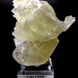 Calcite
7.5 cm x 6.5 cm x 3.5 cm
(Autor: Turbo)