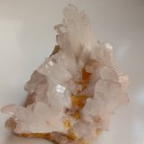 Celestine and Sulphur on Calcite
8x7x5.5 cm
(Autor: mineralenzo)