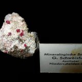 Cinnabar
2,8 x 2,3 cm
(Autor: Andreas Gerstenberg)