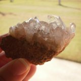 Quartz
3" high and 1 3/4" wide and 1 3/8" deep
(Autor: Reelgoodwoman)