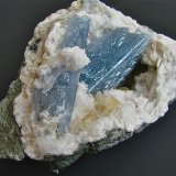 Celestine on Quartz
geode is 7.0 cm and the celestine is 5.0 cm
(Autor: Bob Harman)