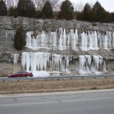 _crystallized H2O.....ice
icicles up to 15 feet
(Autor: Bob Harman)