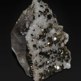 Quartz, Calcite, Pyrite
8 x 5 x 3 cm
(Autor: Vitomorim)