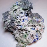 Azurite, Duftite, Mottramite, Calcite etc.
155mm x 120mm x 100mm
(Autor: Heimo Hellwig)