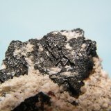 Hausmannite, Andradite and Calcite
44mm x 37mm x 25mm
(Autor: Heimo Hellwig)