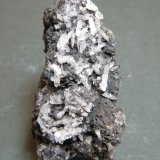 Mimetite and Smithsonite
34mm x 47mm x 35mm
(Autor: Heimo Hellwig)