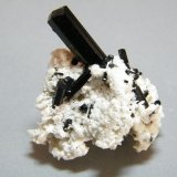 Schorl and Feldspar
38mm x 46mm x 27mm
(Autor: Heimo Hellwig)
