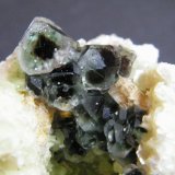 Fluorite and Goshenite on Muscovite
67mm x 75mm x 48mm
(Autor: Heimo Hellwig)