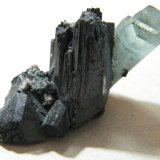Beryl (var. aquamarine) on Schorl
45x35mm
(Autor: Heimo Hellwig)