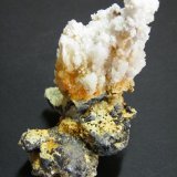 Hyalite on Fluorite
70x90mm
(Autor: Heimo Hellwig)