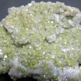 Calcite and Duftite
60x110x110mm
(Autor: Heimo Hellwig)