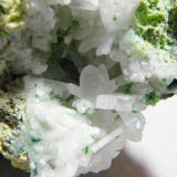 Malachite, Cerussite
80x70x50mm
(Autor: Heimo Hellwig)