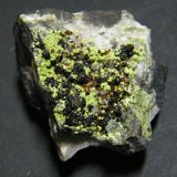 Chenevixite, Ferrilotharmeyerite and Olivenite
40x35x30mm
(Autor: Heimo Hellwig)