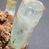Beryl (var. Aquamarine) and Schorl
70mmx60mmx50mm
(Autor: Heimo Hellwig)