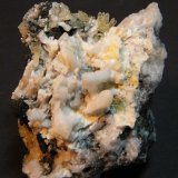Aragonite and Mimetite
40mm x 50mm x 30mm
(Autor: Heimo Hellwig)