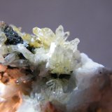 Aragonite and Mimetite
40mm x 50mm x 30mm
(Autor: Heimo Hellwig)