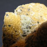 Mimetite on Dolomite
100mm x 60mm x 45mm
(Autor: Heimo Hellwig)