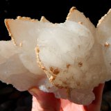 Quartz, Dolomite
13 x 7.5 cm
(Autor: Deyu)