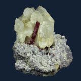 Elbaite on Quartz with Lepidolite
125.0 x 105.0 x 82.0 mm
(Autor: GneissWare)