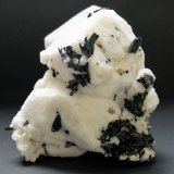 Orthoclase with Aegirine and Zircon
60mm x 60mm x 45mm
(Autor: Philippe Durand)